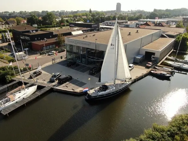 Dekker Watersport